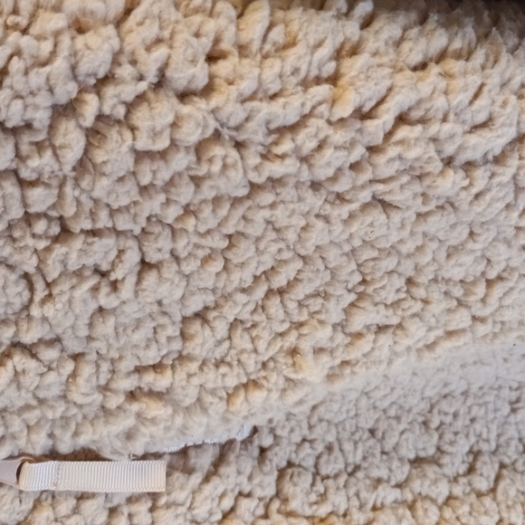 Ruby Red Sherpa Jacket 1/4 Zip - L - Picture 4 of 7